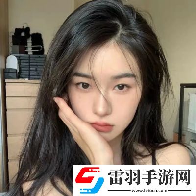2022超甜情侶頭像一人一半超好看距離不是問題相向而行才是關(guān)鍵