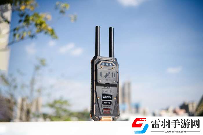 永不失聯(lián)！遨游雙衛(wèi)星三防手機(jī)成為高效應(yīng)急關(guān)鍵所在