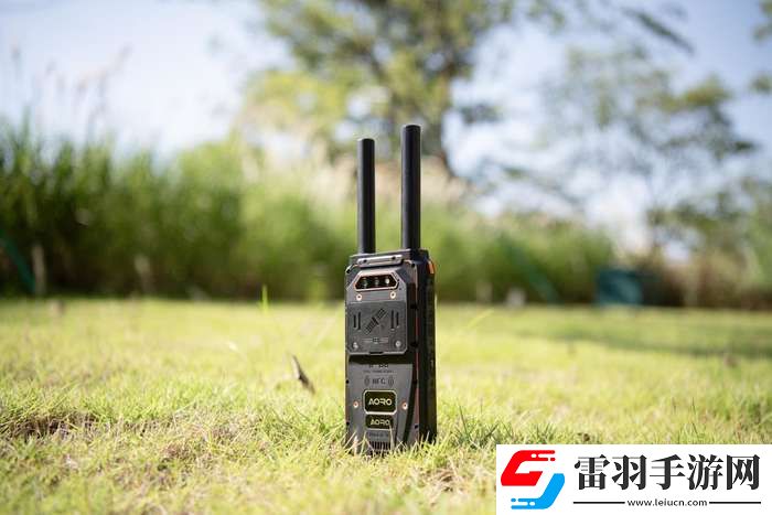 永不失聯(lián)！遨游雙衛(wèi)星三防手機(jī)成為高效應(yīng)急關(guān)鍵所在
