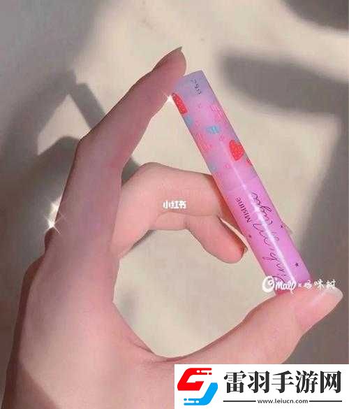 優(yōu)選蜜絲婷大草莓和小草莓對(duì)比