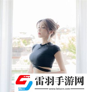 幾個裝修工人把我壓在茶幾