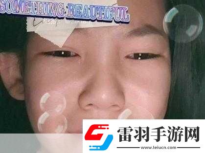小哭包+1v2+晚風(fēng)來主要內(nèi)容當(dāng)然可以！以下是一些基于“小哭包+1v2+晚風(fēng)”的新