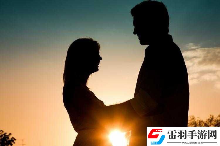 男人女人一起愁愁愁很痛