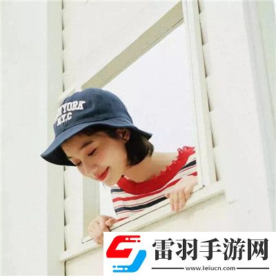 最新版高顏值好看的短發(fā)女生頭像小清新相比于喜歡你我想我應該先愛自己