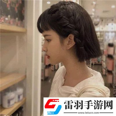 最新版高顏值好看的短發(fā)女生頭像小清新相比于喜歡你我想我應該先愛自己