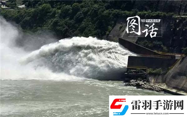 抱著邊走邊撞水流了一地的體驗(yàn)