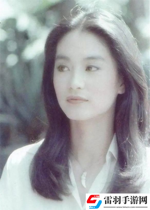 果然歲月從不敗美人！林青霞曬自己70歲生日慶生照