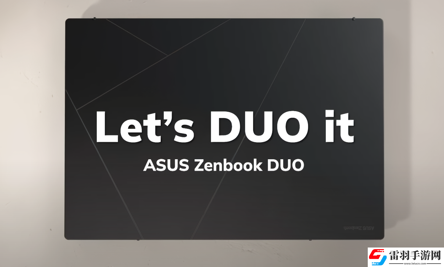 華碩ZenbookDuo雙屏筆記本海外上新