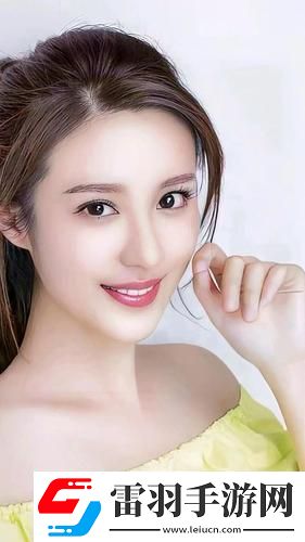 一面膜胸口一面吃下部位片段成為亮點(diǎn)