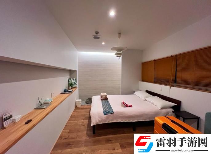日本夫妻二人一起入住酒店友
