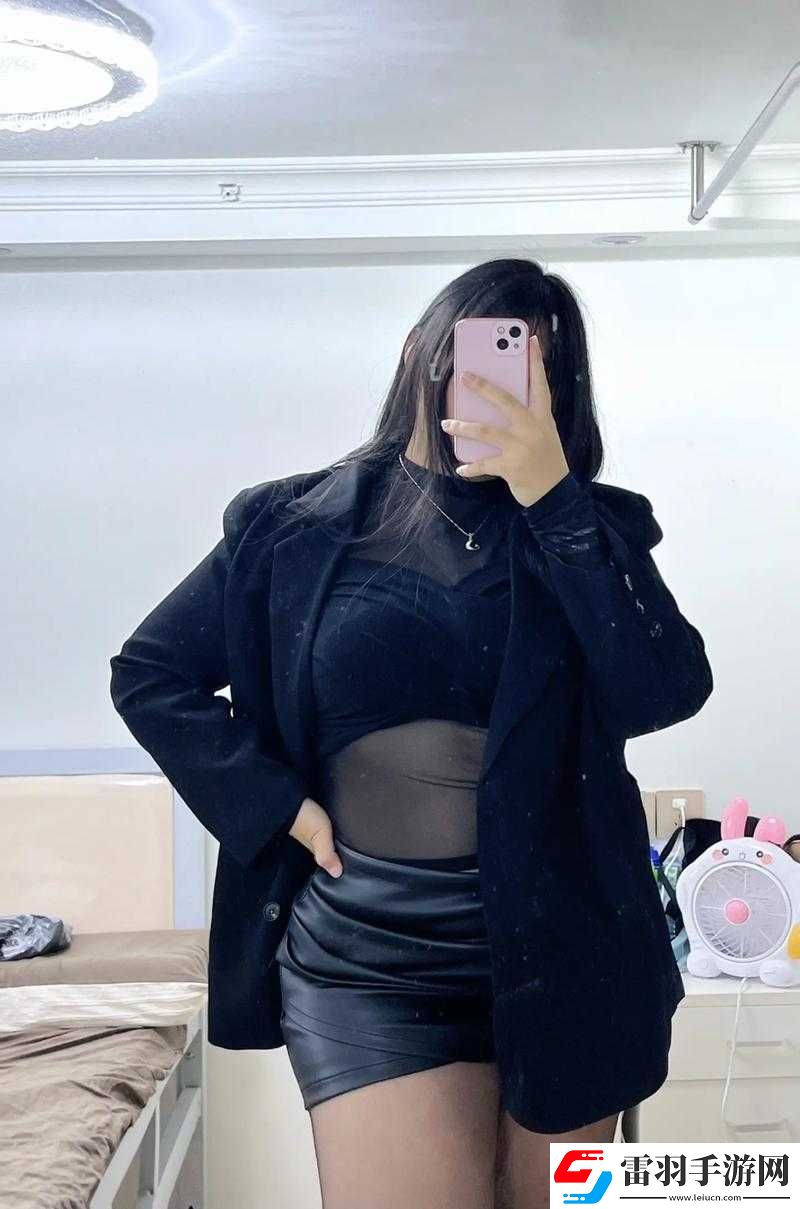 女