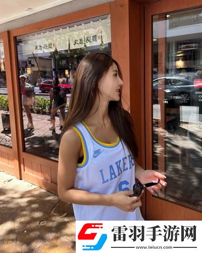 男生和女生一起打撲克牌的app免費播放精品版